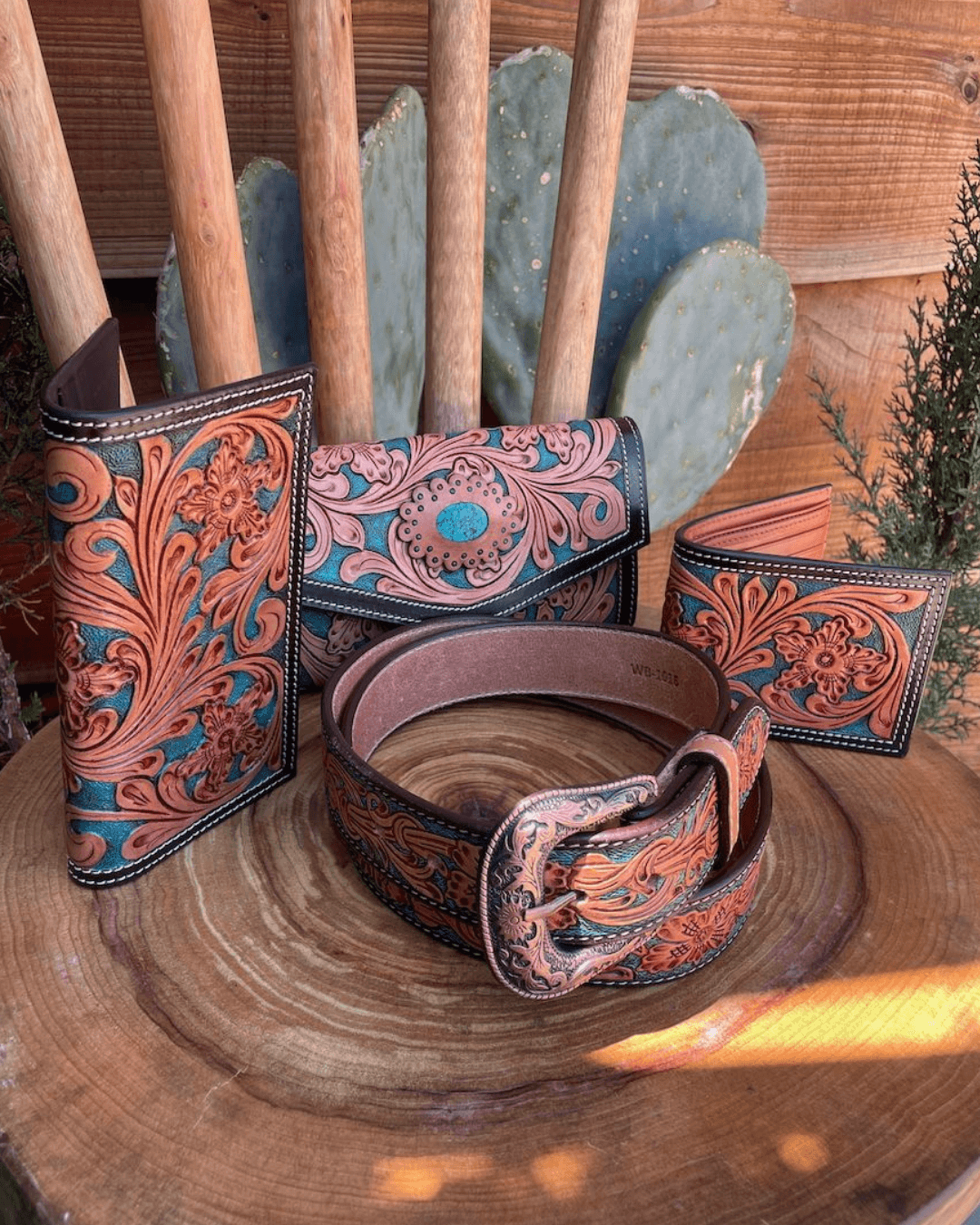 Outback King | Western Clutch Purse | Emerald Vine