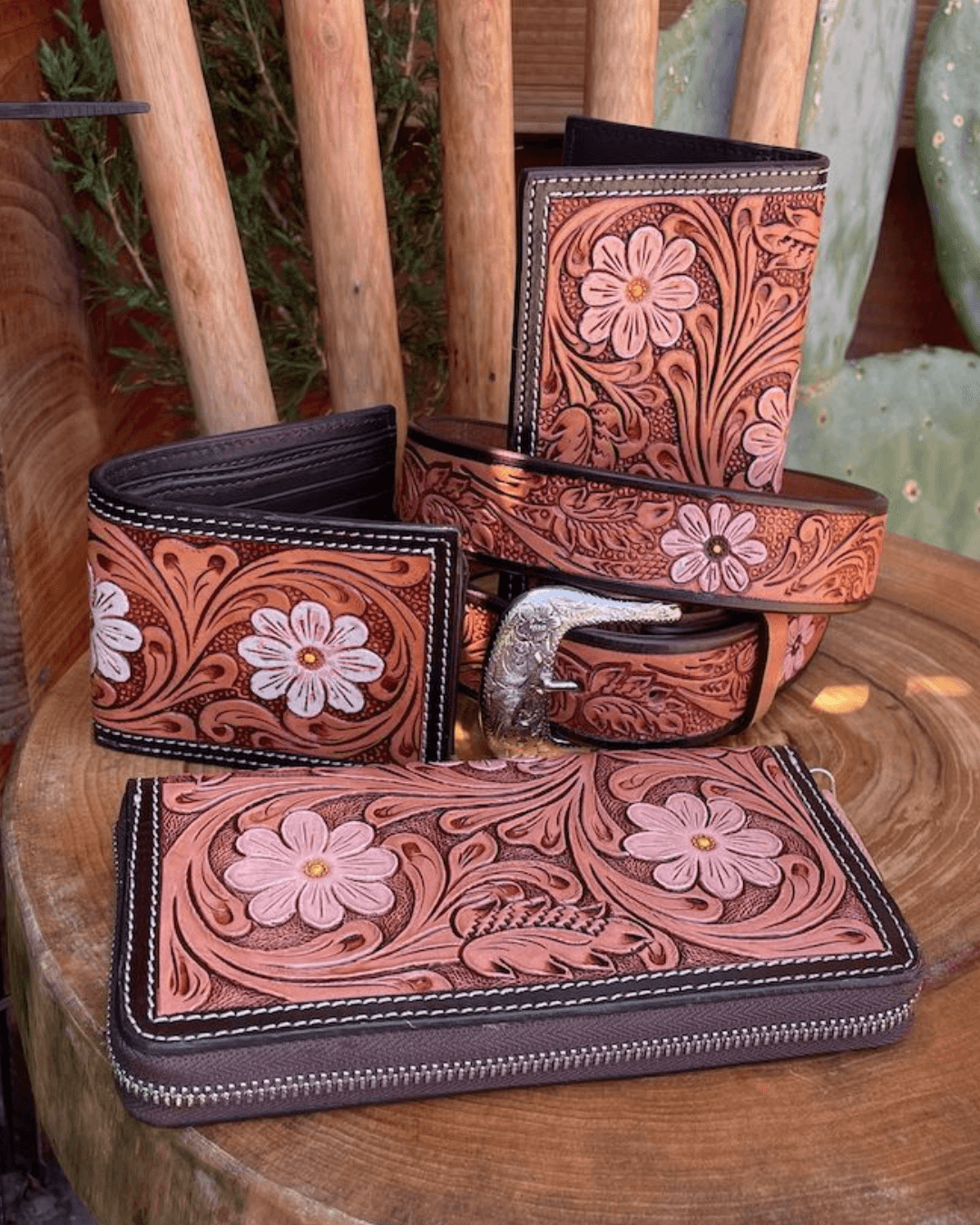 Outback King | Bi-Fold Wallet | Desert Daisy